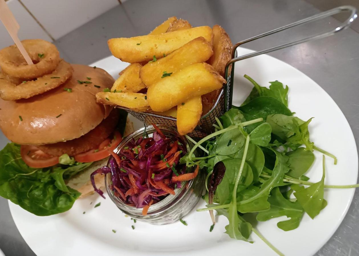 The Ynyscedwyn Arms Hotel 스완지 외부 사진