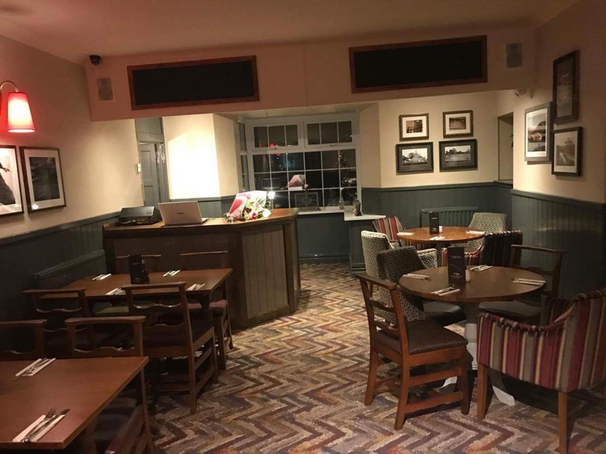 The Ynyscedwyn Arms Hotel 스완지 외부 사진