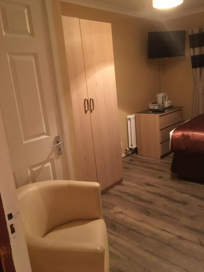 The Ynyscedwyn Arms Hotel 스완지 외부 사진